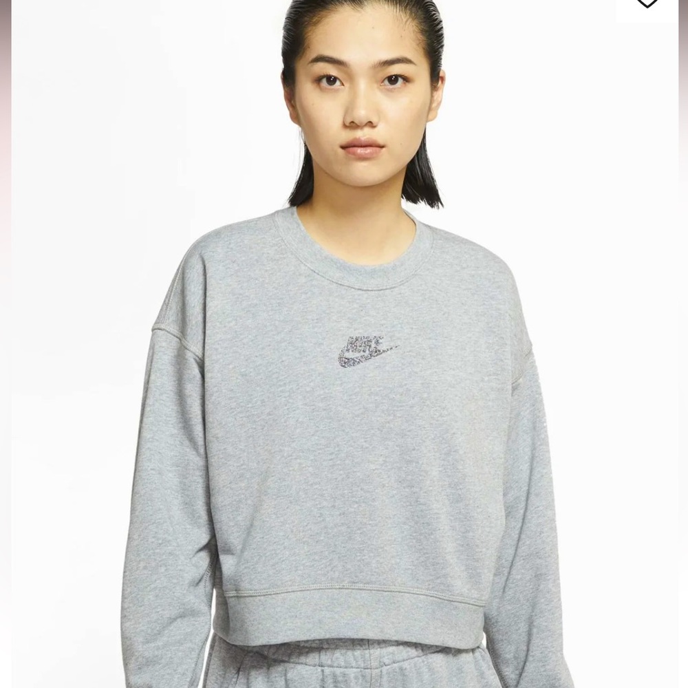 NIKE SPORTSWEAR CREW SWEATSHIRT SIZE SMALL GRAY